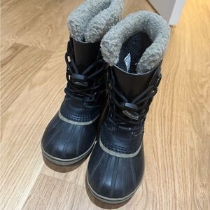 Sorel Black and Tan Winter Boots with Fur